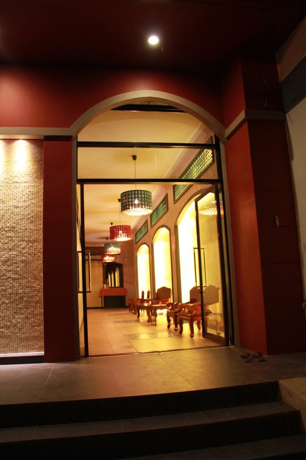 Mulberry House Hotel Pak Thong Chai Exterior photo