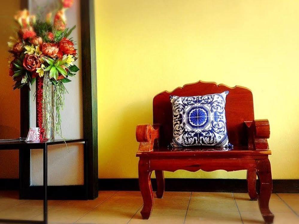 Mulberry House Hotel Pak Thong Chai Exterior photo