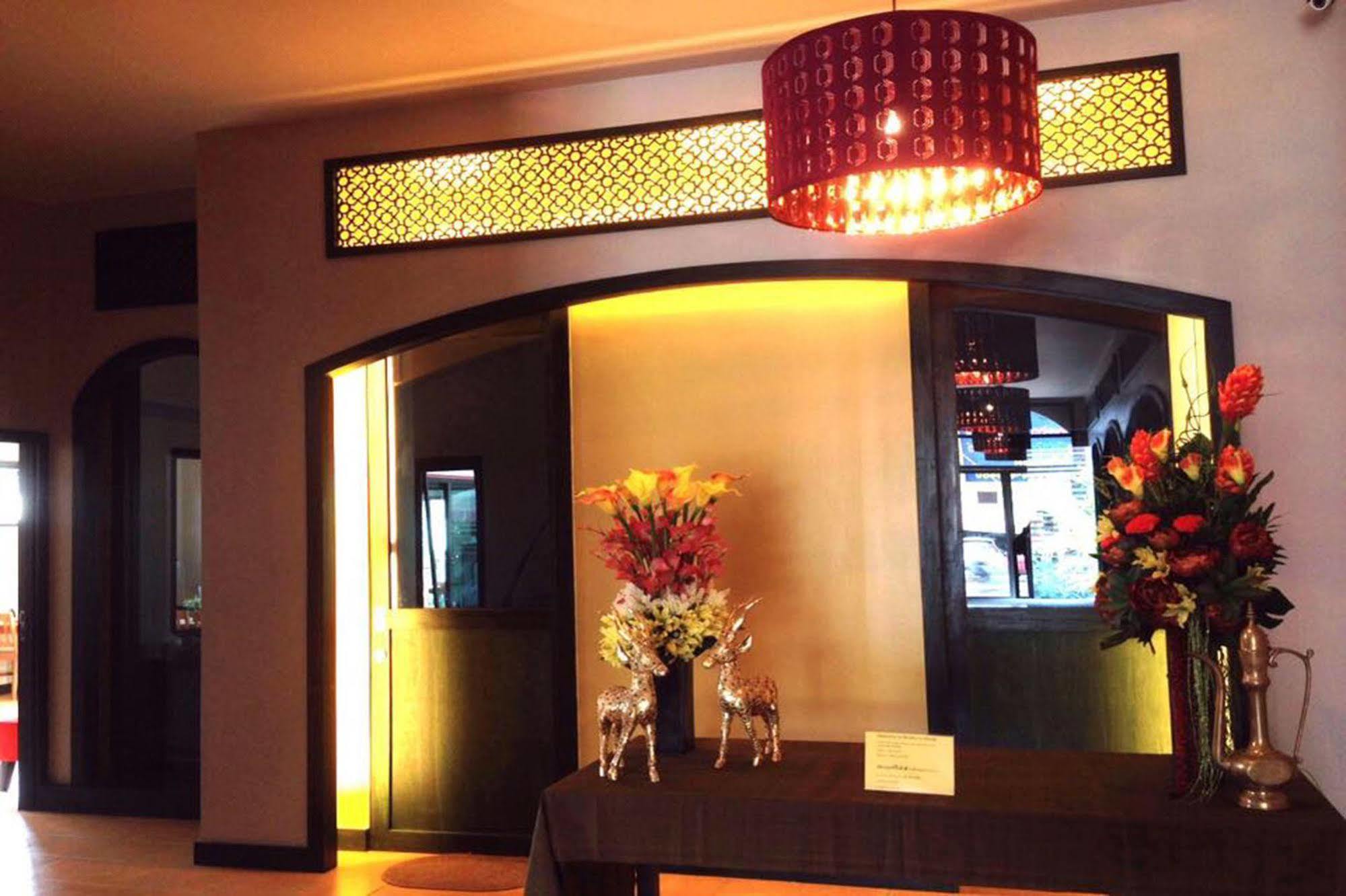 Mulberry House Hotel Pak Thong Chai Exterior photo