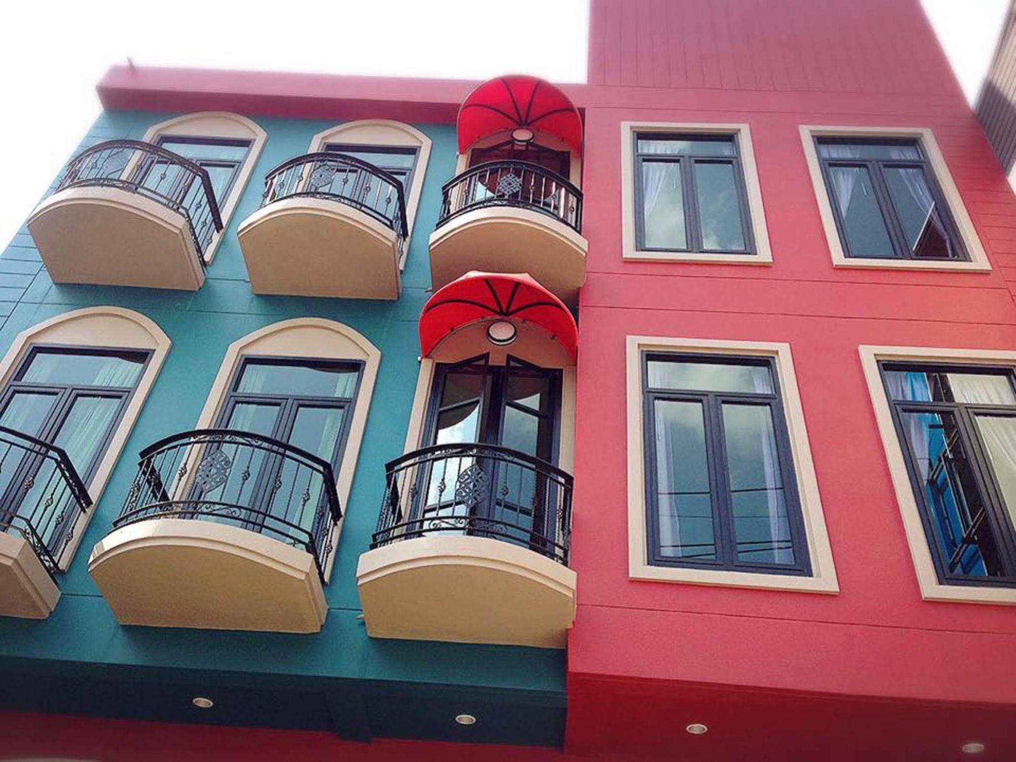 Mulberry House Hotel Pak Thong Chai Exterior photo